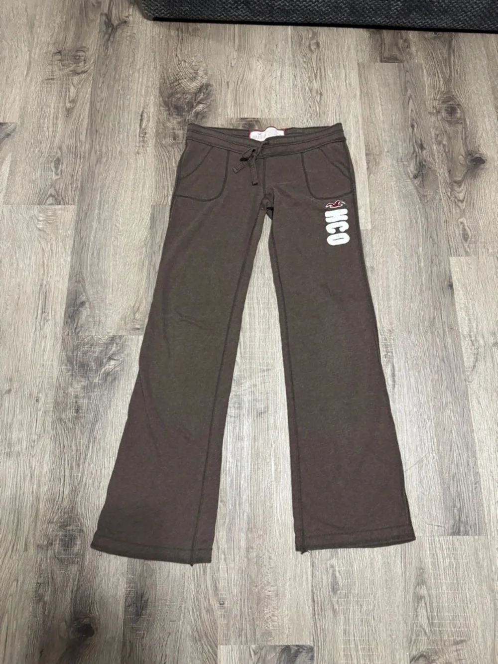 Hollister Y2K Brown Logo wide leg Sweatpants with Drawstring - Picture 1 of 2